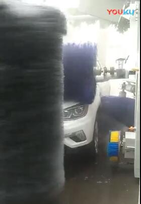 往復(fù)式洗車機(jī)