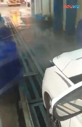 隧道式11刷洗車機(jī)視頻